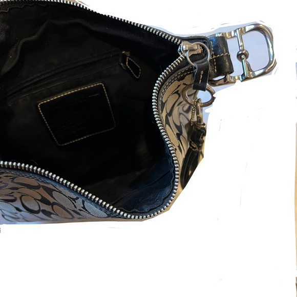 Authentic 2004 coach satchel - Picture 5 of 6